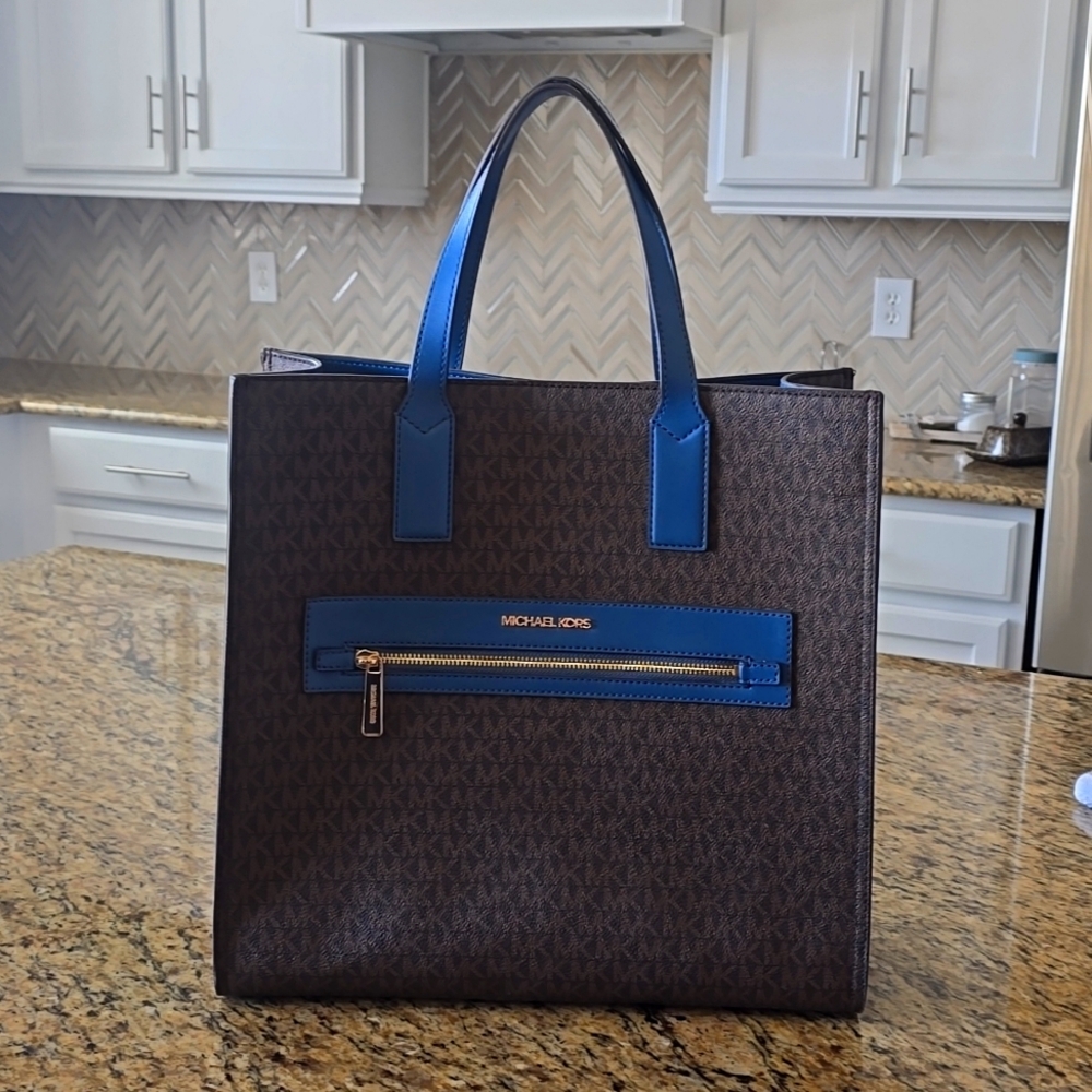 Michael Kors bag